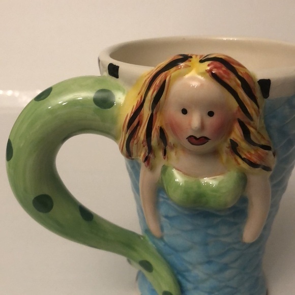 Essentials by Home Crab and Mermaid Oversize Coffee Mug - Picture 2 of 7